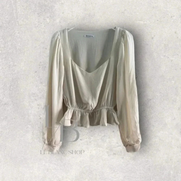 Reformation Ivory Blouse NWOT Size Small B593 - Picture 1 of 5